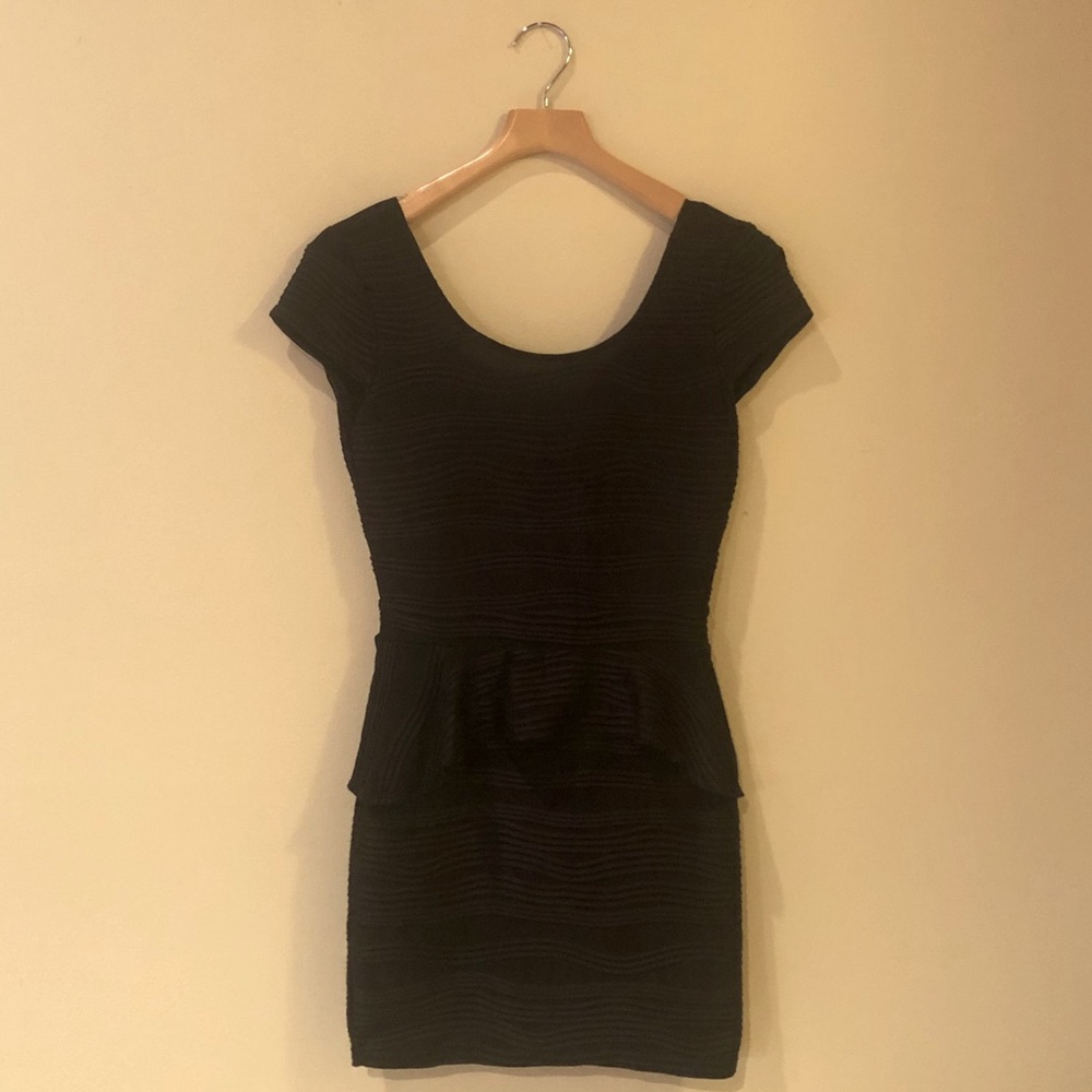 Black Bodycon Peplum Mini Dress